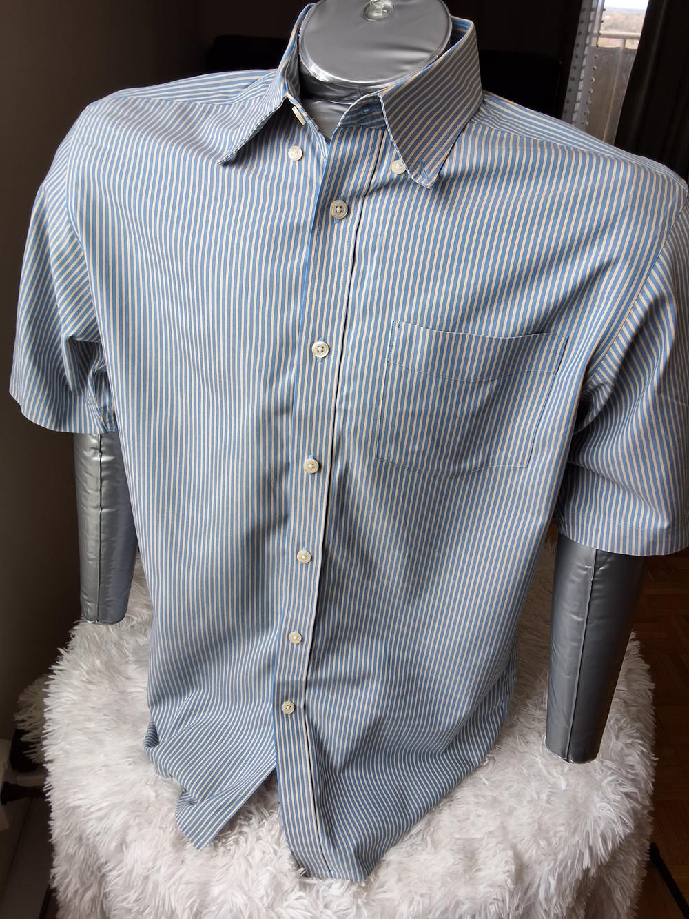 Eddie Bauer Men’s Blue Striped Button-Up Shirt Short Sleeve Casual Dress Shirt